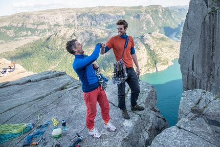 Preikestolen, Pulpit rock, Norvegia, arrampicata,  - Jon Egil Auestad e Øyvind Salvesen durante la prima salita di #Norwegianstyle (200m, 7a+), Preikestolen, Norvegia