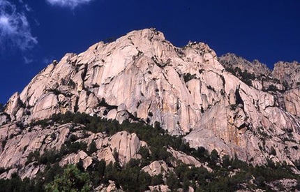 Corsica - The impressive granite peaks in the Bavella massif, Corsica.