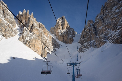 Forcella Stauneis, Cristallo, Dolomites - The Staunies chairlift in winter