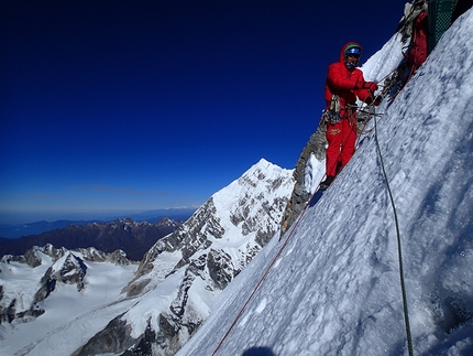 Nepal, Oriol Baró, Roger Cararach, Santi Padrós - 'Pilar Dudh Khunda', Monte Karyolung (6511m): summit day!