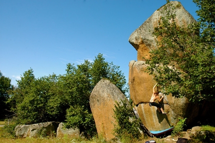 Targassonne boulder, Francia