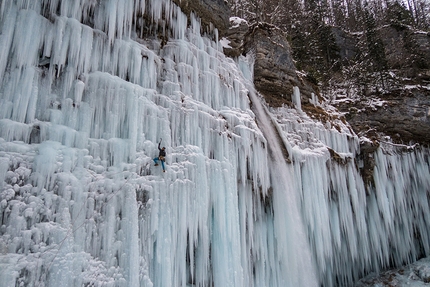 Peričnik, one of the most spectacular ice climbs in Slovenia