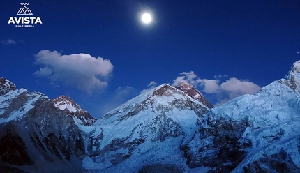 Everest, winter, Alex Txikon, Himalaya - During the attempt to climb Everest in winter without supplementary oxygen