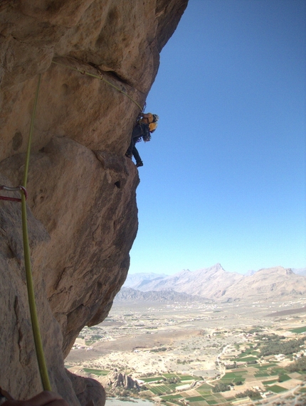 Oman Climbing Trip 2017: esplorazioni, arrampicate e aperture sulle montagne della penisola arabica