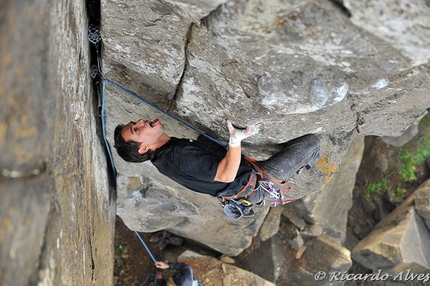 Casal Pianos, new crack climbing area in Portugal