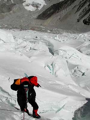Everest 2003 - Everest: Fabio Meraldi sull'Icefall