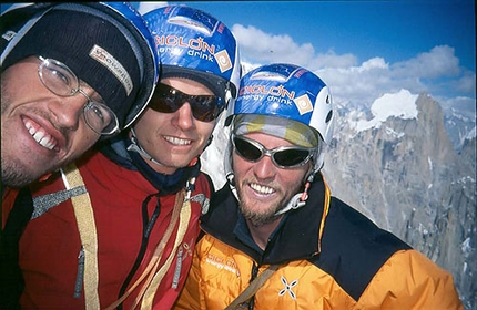 Austrian Shipton Expedition, Trango, Pakistan, Thomas Scheiber, Hansjörg Auer, Matthias Auer, Karl Dung, Ambros Sailer  - The highest point - the summit of Shipton Spire