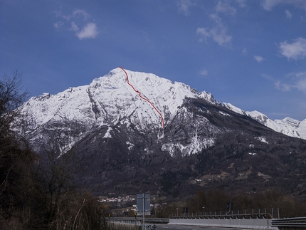 Dolomiti, sci ripido, sci estremo - Sci ripido e sci estremo in Dolomiti: Dolada traccia di discesa