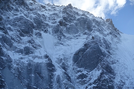 Les Droites, Monte Bianco, Rhem-Vimal - La parete nord di Les Droites, salita il 15 febbraio 2017 da Max Bonniot, Sébastien Ratel e Pierre Sancier lungo la via Rhem-Vimal