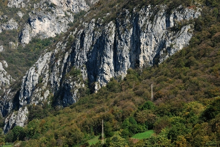 Falesie di Galbiate e Versasio, interdetta l'arrampicata per manutenzione straordinaria