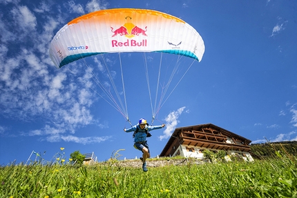 Aaron Durogati, Red Bull X-Alps - Aaron Durogati training for Red Bull X-Alps 2017