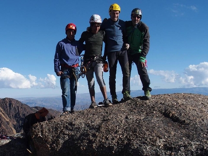 Bolivia, Cordillera Quimsa Cruz, Gran Muralla, Enrico Rosso  - Gran Muralla (Cordillera Quimsa Cruz): in cima alla via 'Kamasa' (250m, 6b, A2)