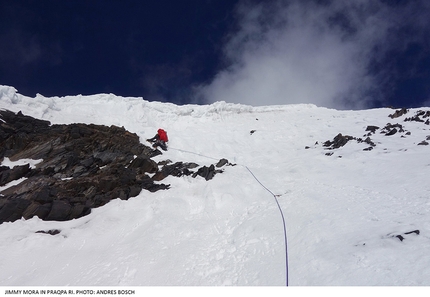 Praqpa Ri, Norit Peak, Karakorum, Andrés Bosch, Alejandro Mora, Armando Montero - Alejandro Mora climbing Praqpa Ri, Karakorum