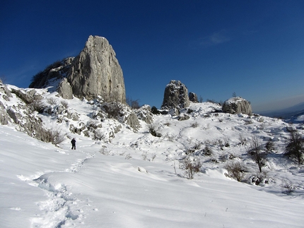 Colle dell'Orso, Frosolone, climbing, Molise - Colle dell'Orso, Frosolone in winter