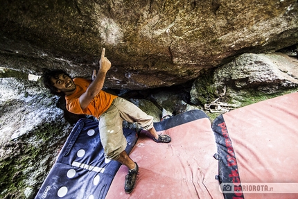 Valle dell'Orco, bouldering - A new problem brought to light in Valle dell'Orco