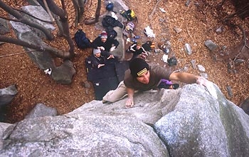 Crash pad, bouldering - Cristian Brenna bouldering at Fontainebleau
