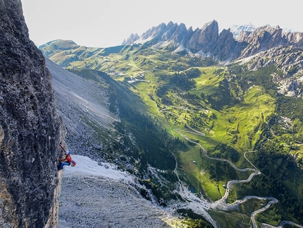 La Fisica, l’alpinismo e la letteratura: una via per la natura e la bellezza. Di Silvia Petroni