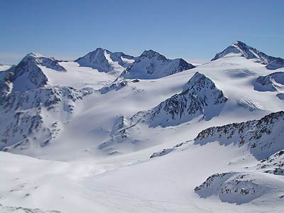 Val Senales scialpinismo - Scialpinismo in Val Senales: da destra: Similaun, Crode Nere, Mutmal Spitze