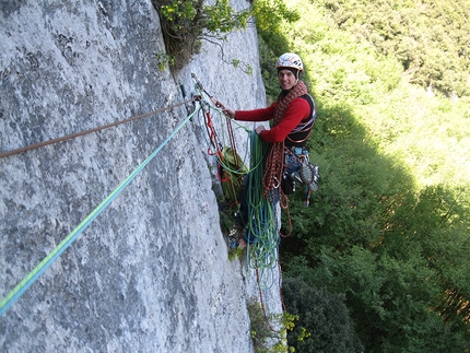 Nuova via d'arrampicata a Padaro, Arco, in ricordo di Fabio Comini