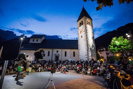 La falesia dimenticata, San Lorenzo Dorsino - Durante la serata a luglio a Molveno per festeggiare l'atto notarile