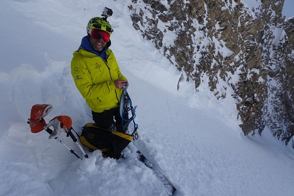 Freeride o Ride Free, Rudy Buccella, Guide Alpine Courmayeur - Freeride: l'attrezzatura tecnica serve a poco se non viene associata a una buona conoscenza del suo utilizzo e delle condizioni della montagna. 