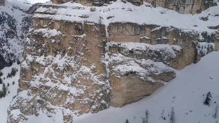 Ice climbing video: Once in a lifetime in Val Lietres, Dolomiti