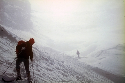 Der Lange Weg, Red Bull - Der Lange Weg 1971: gli scialpinisti austriaci durante la loro traversata degli Alpi da Vienna a Nizza