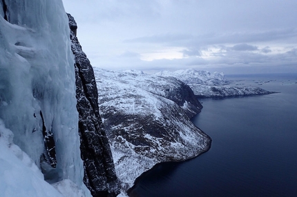 Arctic Pole Ice Climbing Trip 2018, Marcello Sanguineti, Fulvio Conta, Floriano Martinaglia, Tommaso Regesta - Cascate di ghiaccio in Norvegia: Bergsfjorden da Finnkona 