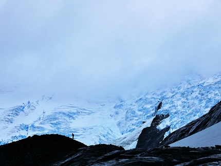 Cerro Riso Patron Sud, Patagonia, Matteo Della Bordella, Silvan Schüpbach - Durante l'avvicinamento al Cerro Riso Patron Sud Patagonia