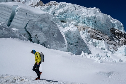 Everest - Lhotse traverse, Sherpa Tenji, Jon Griffith - Everest - Lhotse traverse: British mountaineer Jon Griffith