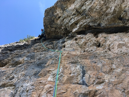 Steviola, Val Gardena, Dolomites, Florian Grossrubatscher, Armin Senoner - Climbing pitch 9 of Via Elia, Steviola, Val Gardena, Dolomites (Florian Grossrubatscher, Armin Senoner, 2017)