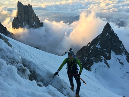 Cresta dell'Innominata speed in cordata: Denis Trento e Robert Antonioli sul Monte Bianco