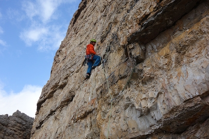 Cima Ovest di Lavaredo, new rock climb in Dolomites by Hannes Pfeifhofer and Dietmar Niederbrunner