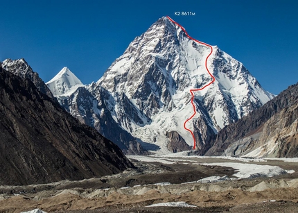 K2 con gli sci di Andrzej Bargiel / Il rivoluzionario uso dei droni nell'alpinismo d'alta quota