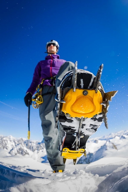 Grivel, alpinismo, arrampicata - Grivel e i materiali per alpinismo e arrampicata: Steve House con i ramponi Grivel