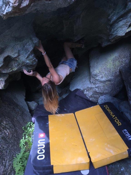 Zoia boulder e l'arrampicata in Valmalenco