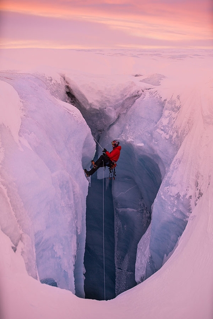 Will Gadd - Will Gadd in Greenland: abseiling into the ice cap