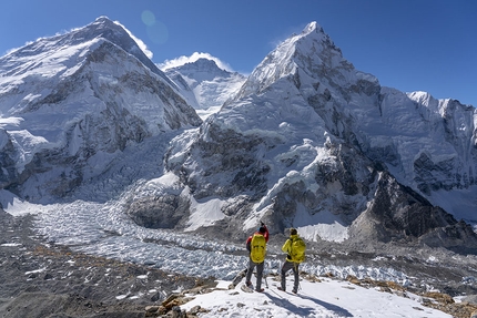 Everest - Looking across onto Everest, Lhotse and Nuptse