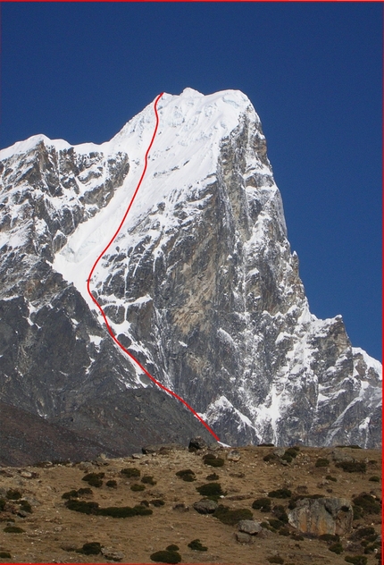 Ueli Steck - Tawoche Parete Est, 6505m Nepal