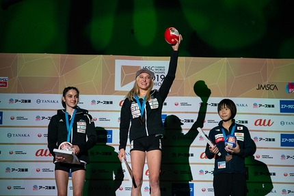 Campionato del Mondo Lead 2019 - 2. Mia Krampl 1. Janja Garnbret 3. Ai Mori, Campionato del Mondo Lead 2019 a Hachioji in Giappone