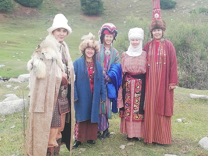 Kyrgyzstan trekking, Tian Shan - Trekking in Tian Shan, Kyrgyzstan: Festival di Jyrgalan