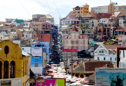 Madagascar Tsaranoro, Martina Mastria, Filippo Ghilardini - Madagascar - Tsaranoro: Antananarivo