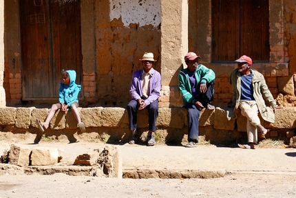 Madagascar Tsaranoro, Martina Mastria, Filippo Ghilardini - Madagascar - Tsaranoro: in viaggio