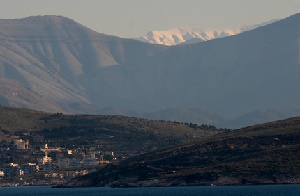 Sci alpinismo in Grecia alla Ricerca degli Antichi Dei - Scialpinismo nella Grecia Centrale: l'inaspettato montagne di neve al cospetto del mare