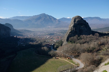 Sci alpinismo in Grecia alla Ricerca degli Antichi Dei - Fra le rocce delle Meteore gli antichi campi dove i monaci coltivavano vigneti