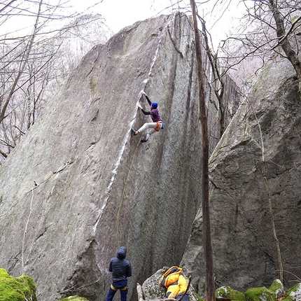 Giuliano Cameroni sends stunning sport climbs in Valle Bavona, Switzerland