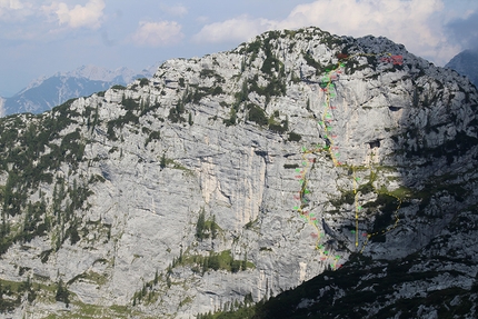 Monte Robon e Never, la nuova via di Emiliano Zorzi nelle Alpe Giulie