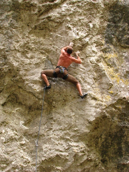 Rock climbing in Romania - Rock climbing in Romania: Costel Tudosa on Meteor, 8b, Prapastiile Zarnestilor