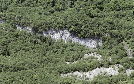 The crag Podenzoi - Climbing at Podenzoi: 