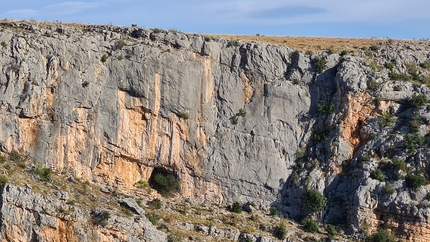 Arrampicata in Croazia, Čikola Canyon - Čikola Canyon, Croazia